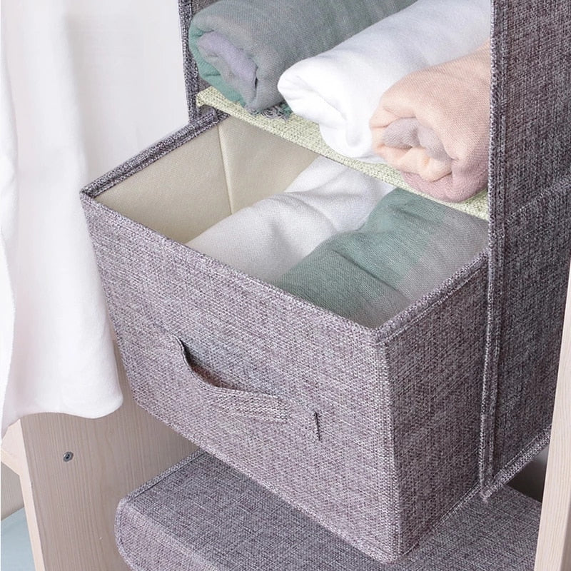 Hanging wardrobe organizer
