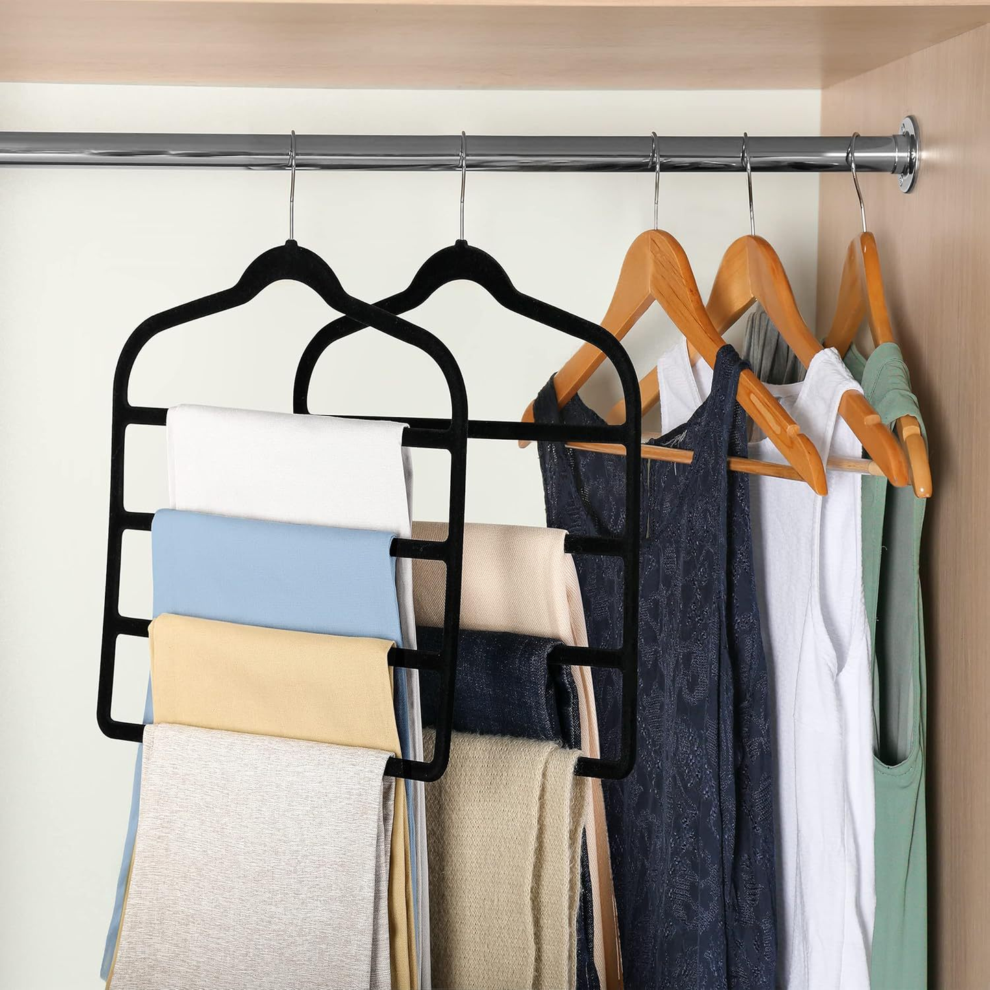 Luxury Black Velvet Rose Hangers – 10-Piece Kit
